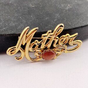 VINTAGE Gold tone metal and goldstone Mother name brooch 1940s 1950s jewelry pin